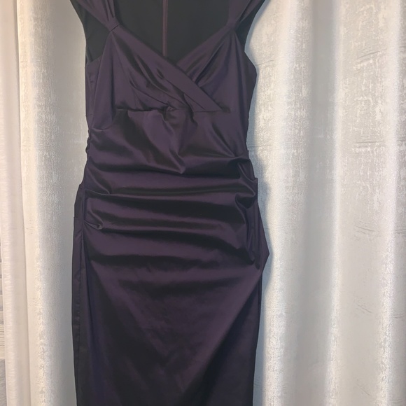 Le Chateau Made in Canada Dress - Picture 3 of 6